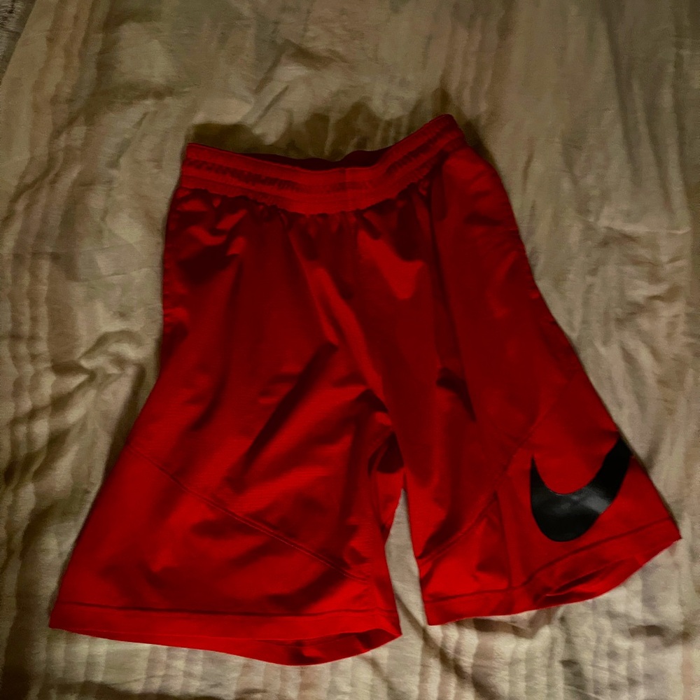 Bball shorts red Nike